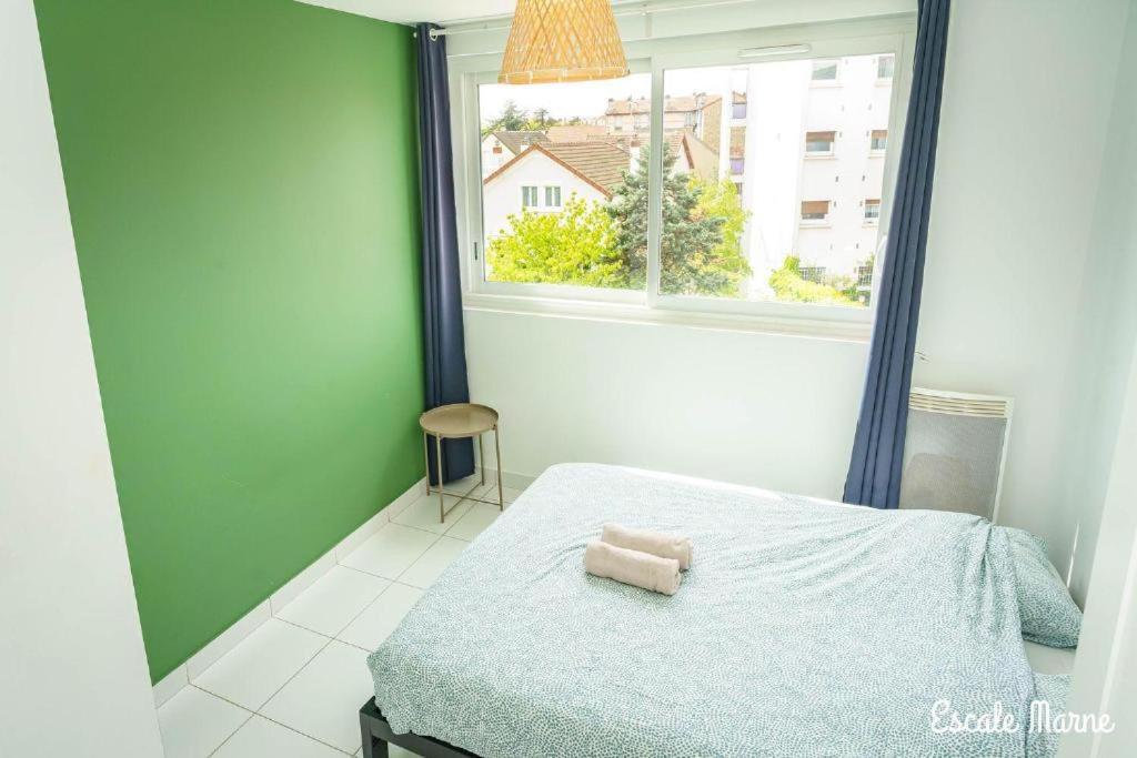 Escale-Marne Fr - 202 - Free Parking - Free Luggage Storage - All Equipped - Linen Included - Washing Machine - 10Mn Walk Metro 8 - Rer A - Panoramic View - From 1 To 14 Guests Maisons-Alfort Rom bilde